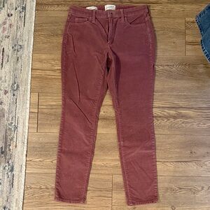 Universal Thread Women's Burgundy Skinny Jeans